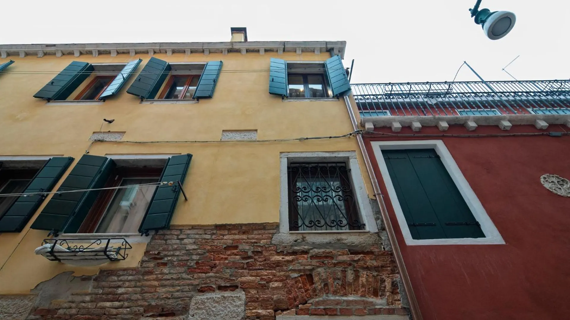 Ca Delle Capriate, An Intimate Retreat At Ca D'Oro Apartment Venice