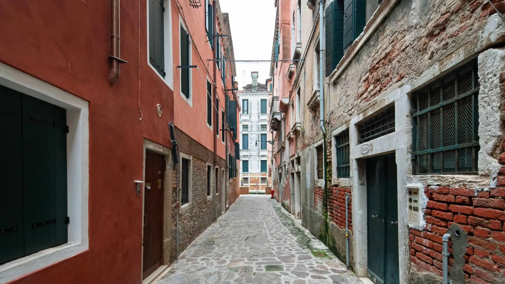 Ca Delle Capriate, An Intimate Retreat At Ca D'Oro Apartment Venice