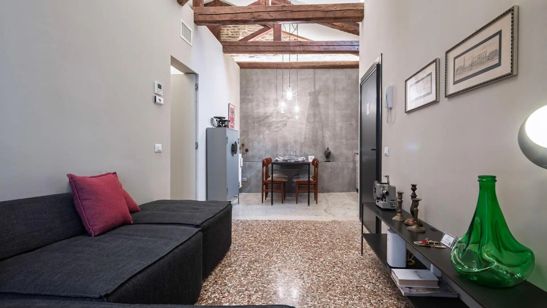 Ca Delle Capriate, An Intimate Retreat At Ca D'Oro Apartment Venice