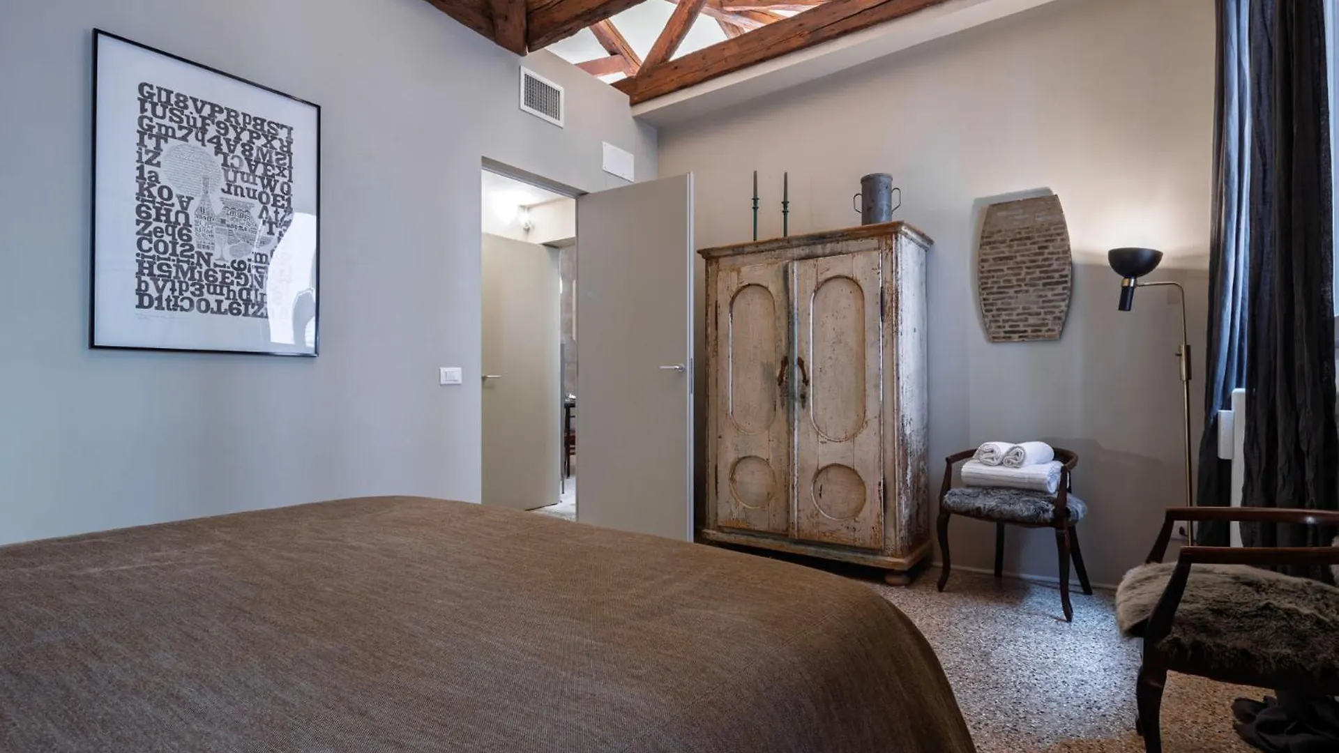 Ca Delle Capriate, An Intimate Retreat At Ca D'Oro Apartment Venice Italy